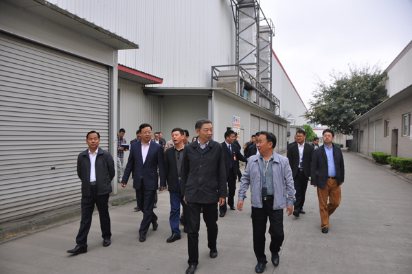 對接中國制造2025加快制造業強省建設—— 省政協調研組蒞臨集團調研