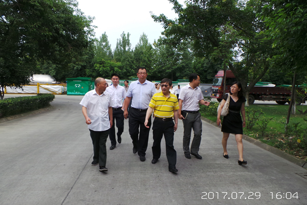 哈爾濱工業大學韓杰才校長一行蒞臨川開集團參觀考察